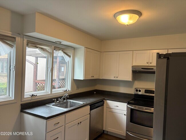 Building Photo - 306 Cutty Ct