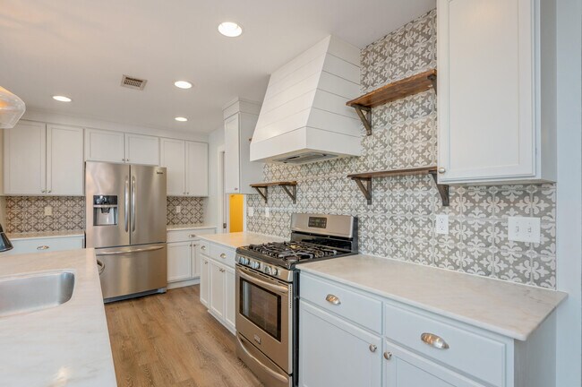 Building Photo - 235 Sotir St NW