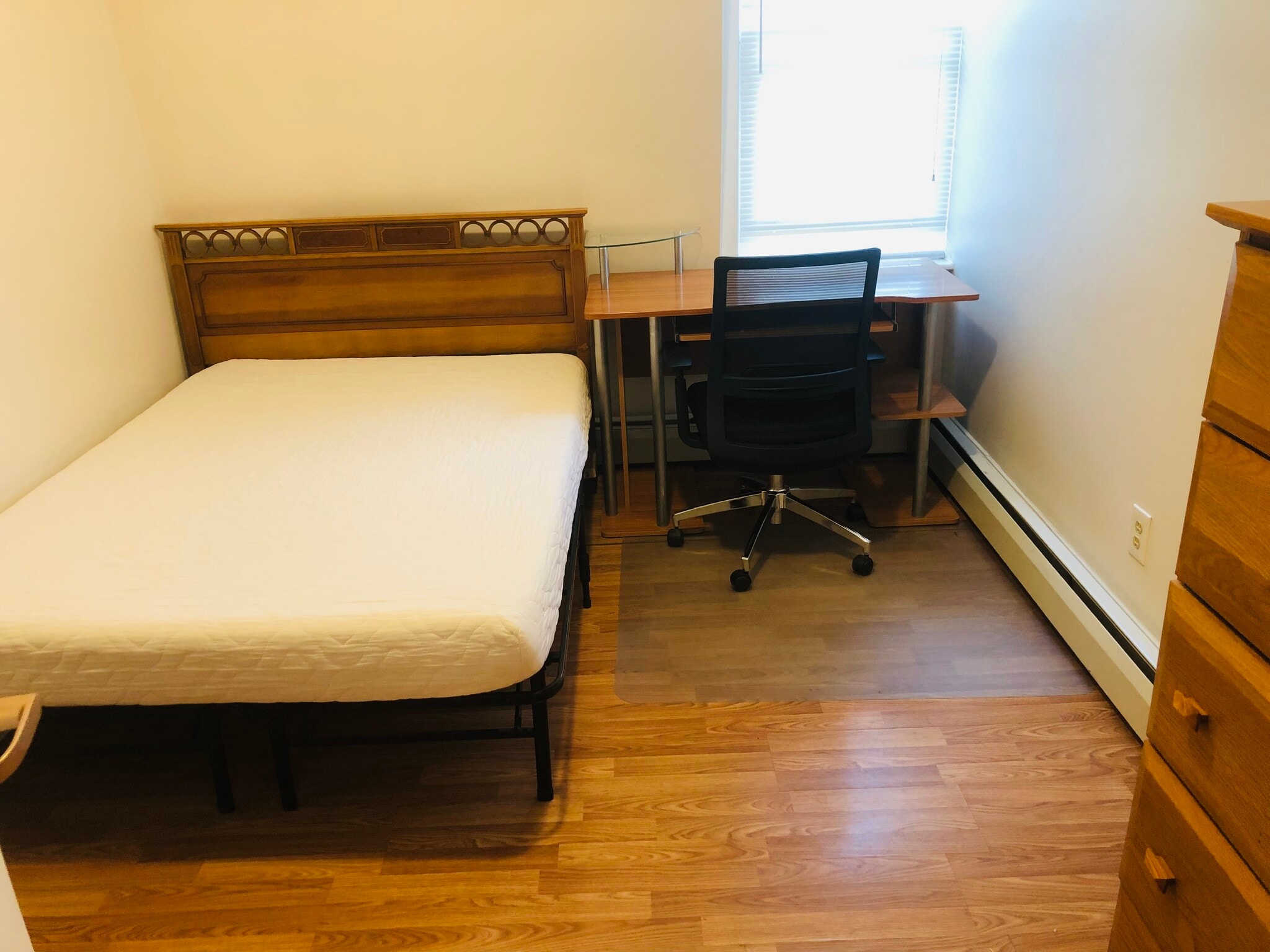 Building Photo - 76 Providence St