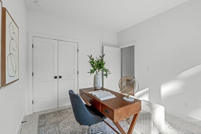 Building Photo - 616 Rocky Knob Ct