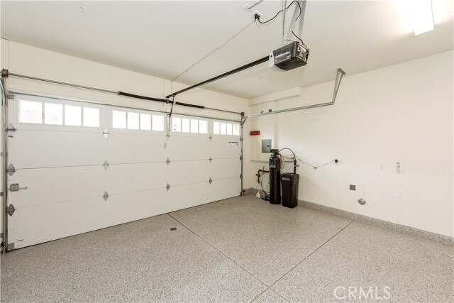 Building Photo - 104 Turnstone