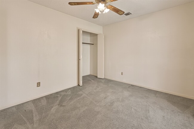 Building Photo - 13424 Castilian Dr