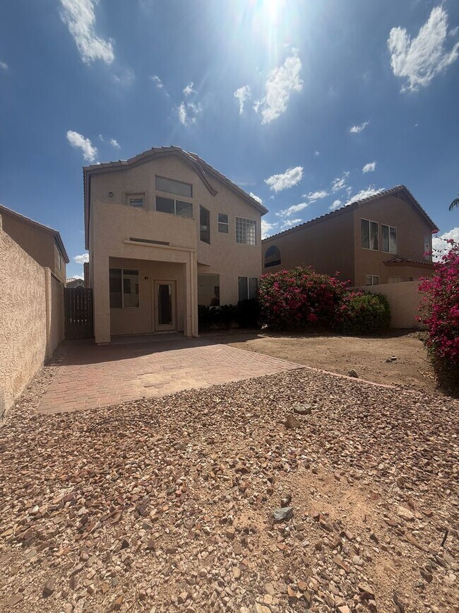 Building Photo - 2110 E Saltsage Dr