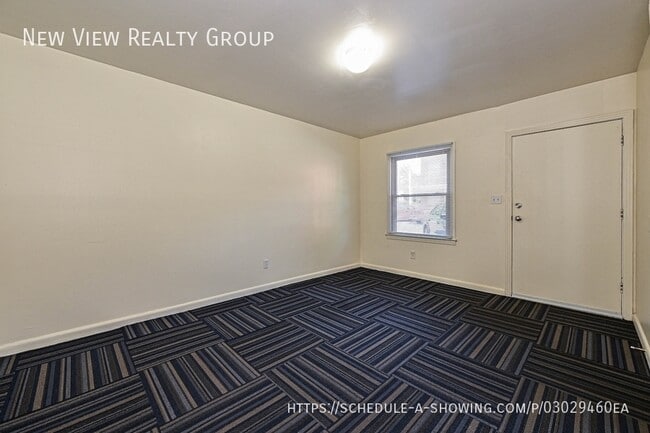 Building Photo - 268 Church St NE