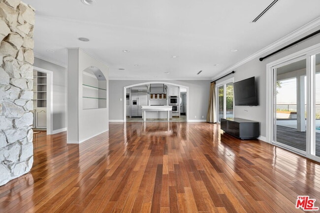 Building Photo - 4186 Regal Oak Dr