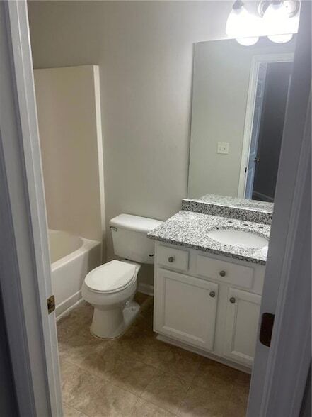 Building Photo - 3809 Dandridge Way NW