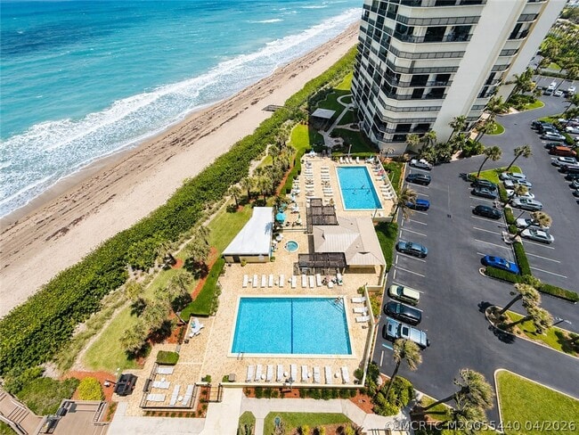 Building Photo - 9500 S Ocean Dr