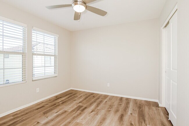 Building Photo - 11633 N 165th Ln