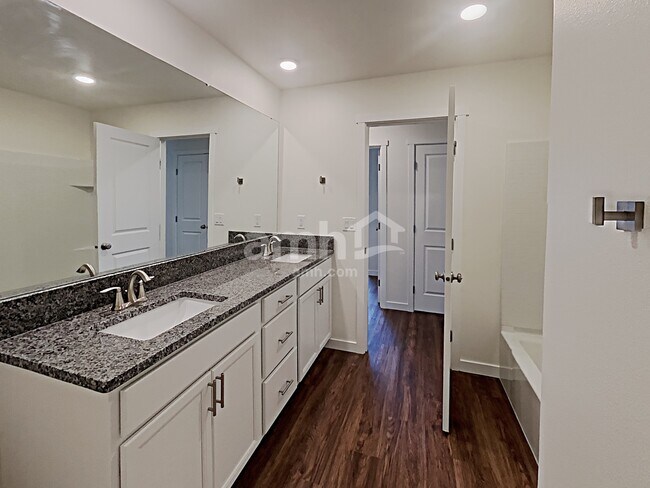 Building Photo - 1508 193rd St Ct E