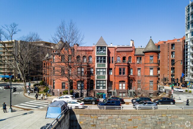 Building Photo - 2205 K Street Apartments