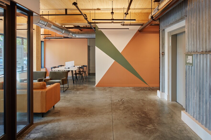 Building Photo - 29 Lenox St