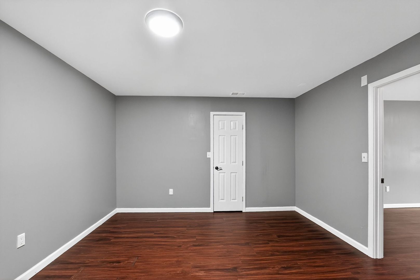 Building Photo - 313 Olympian Dr