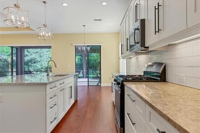 Building Photo - 5580 Semolino St