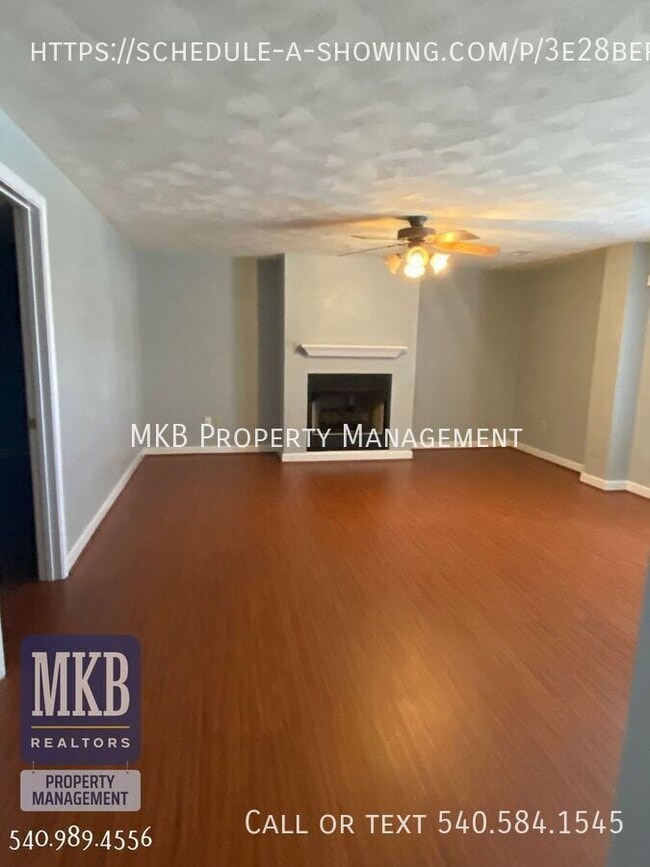 Building Photo - 5502 S Village Dr