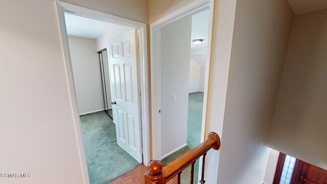 Building Photo - 2431 Deerfield Ct