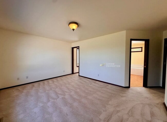 Building Photo - 1331 SW Harbor Vista Cir