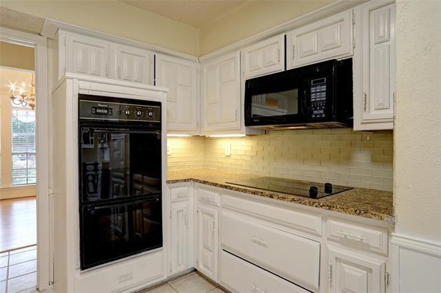 Building Photo - 3913 Sandia Dr