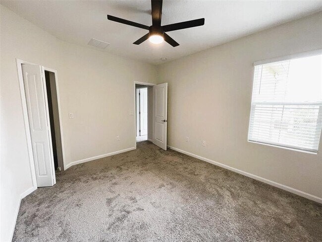 Building Photo - 236 Muscogee Ln