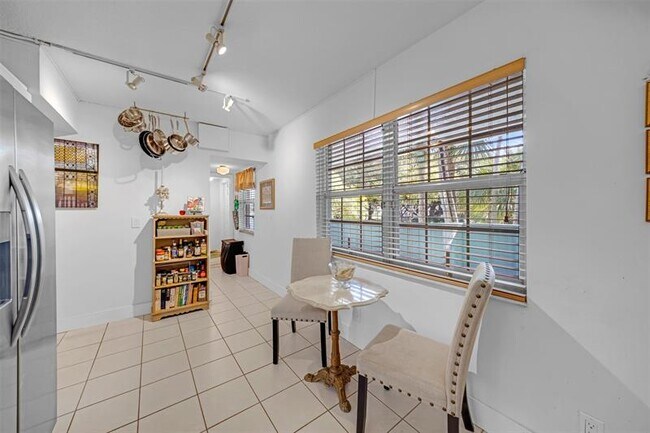 Building Photo - 901 Cypress Grove Dr