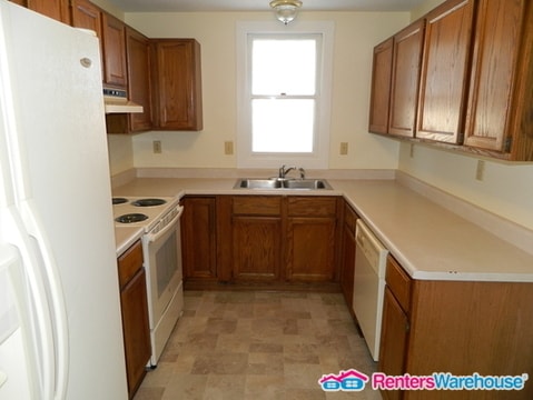 Building Photo - 1008 S Jefferson Way