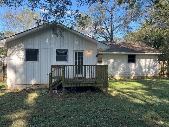 Building Photo - 3815 Ridgecrest Cir SW