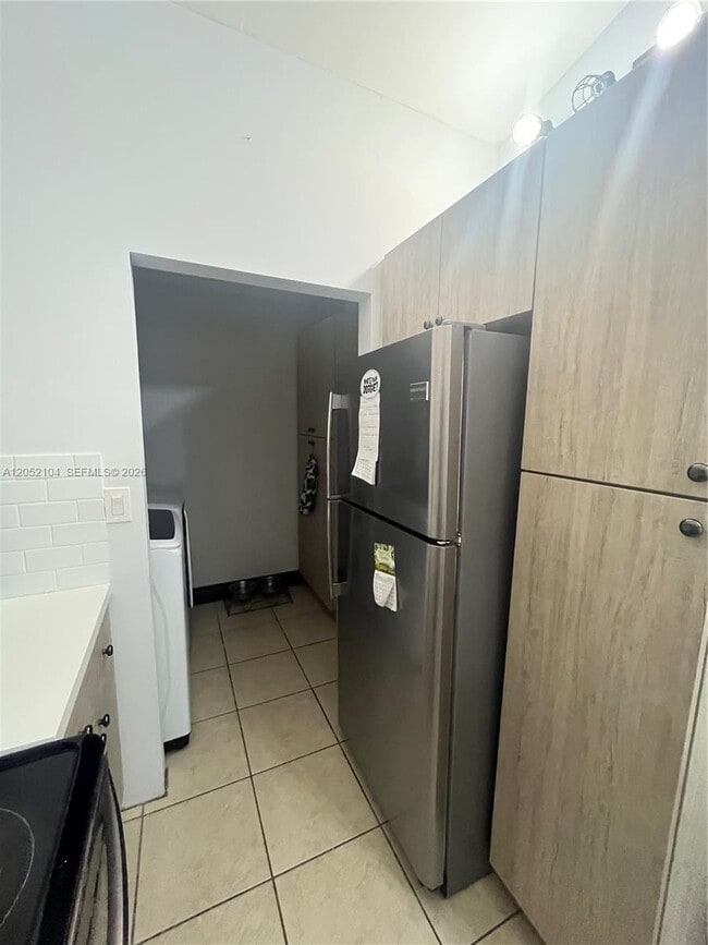 Building Photo - 14824 SW 124th Ct