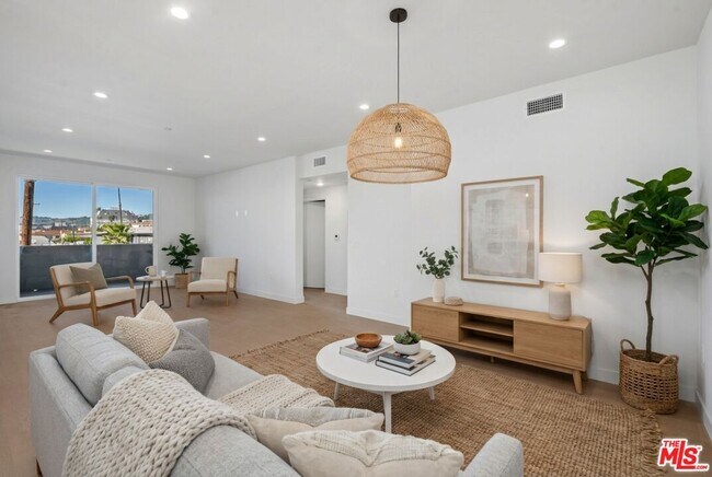 Building Photo - 1717 Winona Blvd