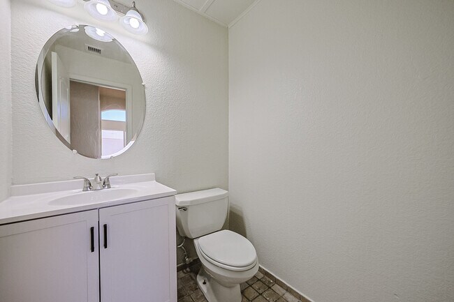 Building Photo - 3225 N 130th Ave