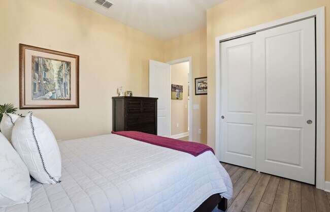 Building Photo - 16408 Pebble Rdg Dr