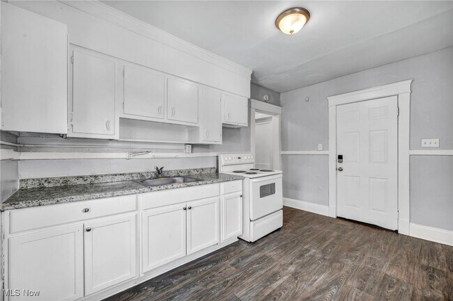 Building Photo - 1030 Wheelock Rd