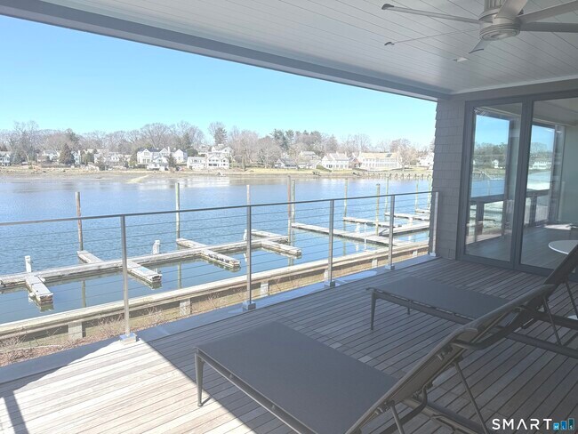 Building Photo - 111 Rowayton Ave