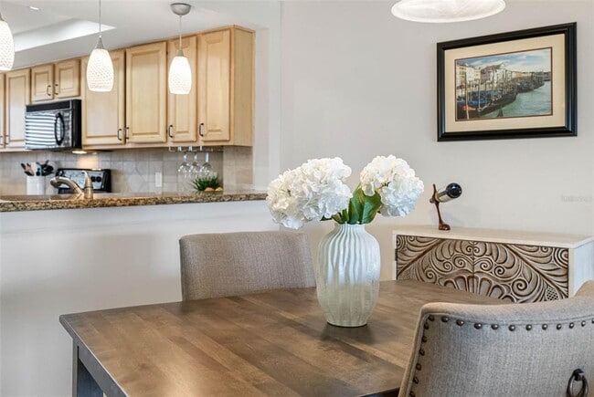 Building Photo - 363 Pinellas Bayway S