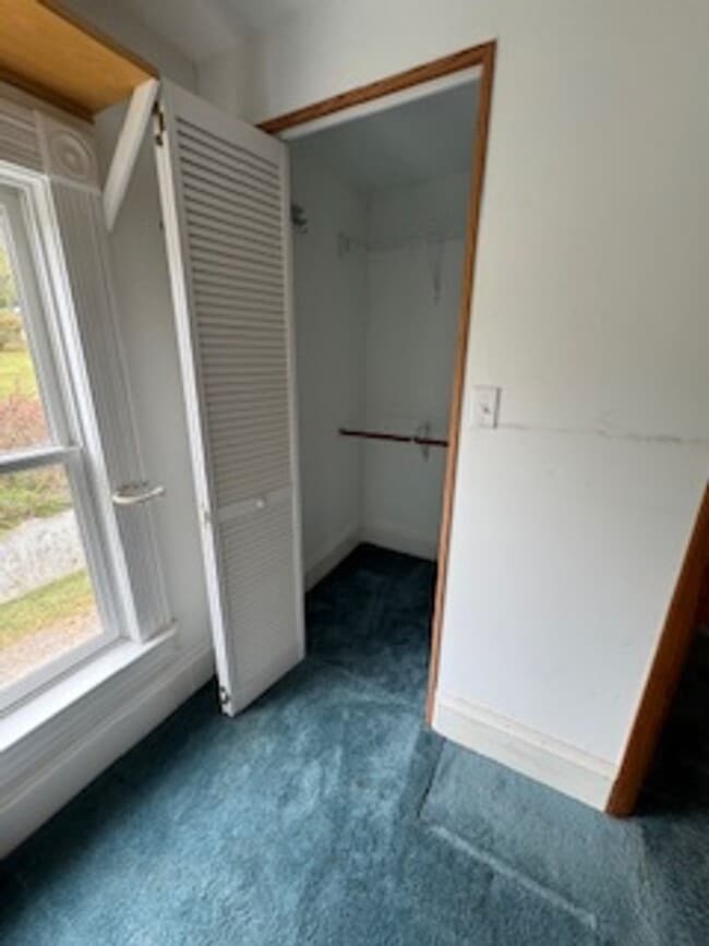 Building Photo - Single Family Home Close to Downtown Lexin...