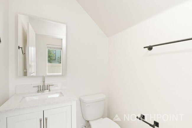 Building Photo - 3 BR/2.5BA | Newly Renovated Single Family Home | 1-Car Covered Parking | Nice backyard