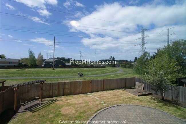 Building Photo - Charming Four Bedroom Bethany Home w/ Fully Fenced Yard!