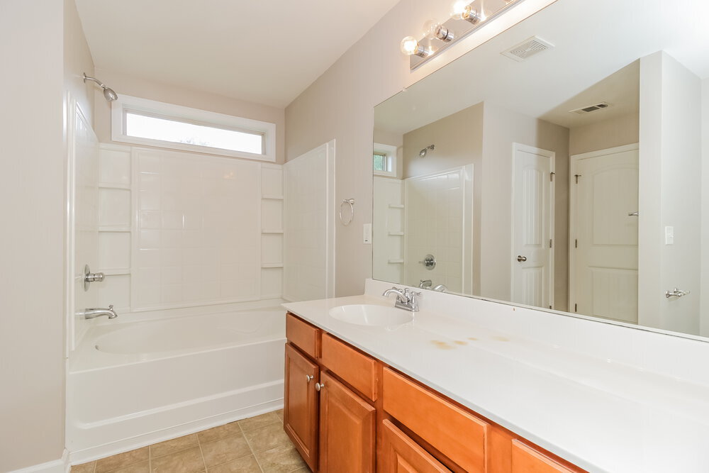 Building Photo - 26 Berwick Ct