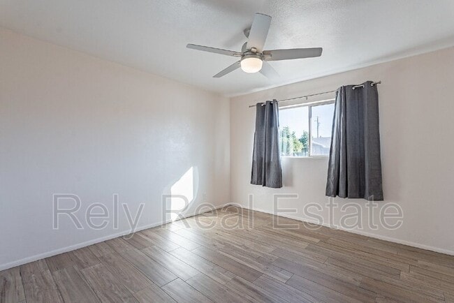 Building Photo - 8416 E Rancho Vista Dr