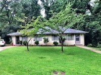 Building Photo - Cherokee Hills