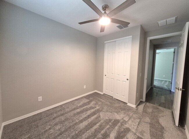 Building Photo - 7742 S Long Pond Walk Way