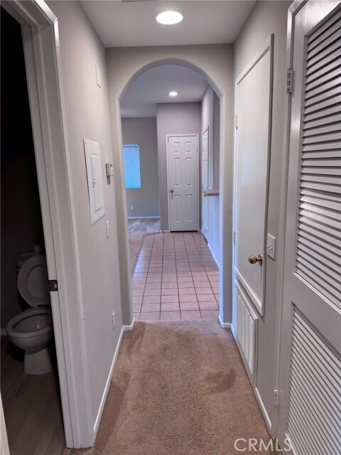 Building Photo - 26352 Arboretum Way