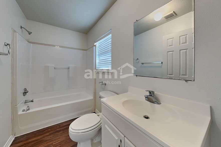 Building Photo - 14750 Autumn Glen Ct