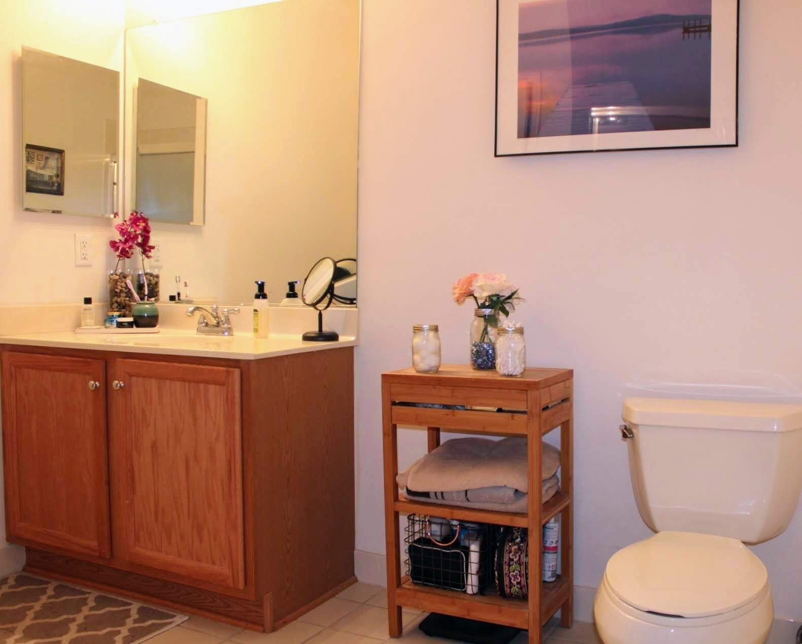 Bathroom - 200 W Elm St