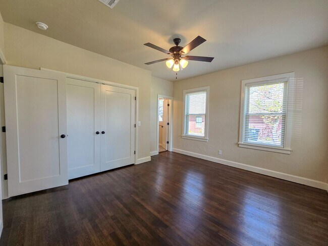 Building Photo - Cute 3 Bedroom Brick home in Shawnee