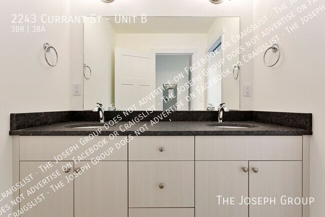 Building Photo - 2243 Currant St