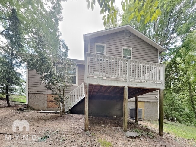 Building Photo - 3004 Cardinal Dr