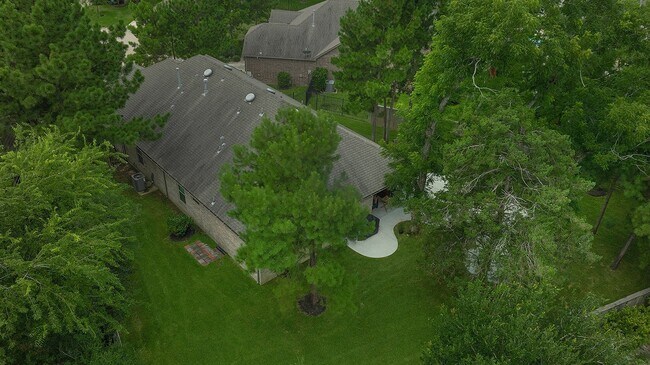 Building Photo - 130 Pioneer Canyon Pl