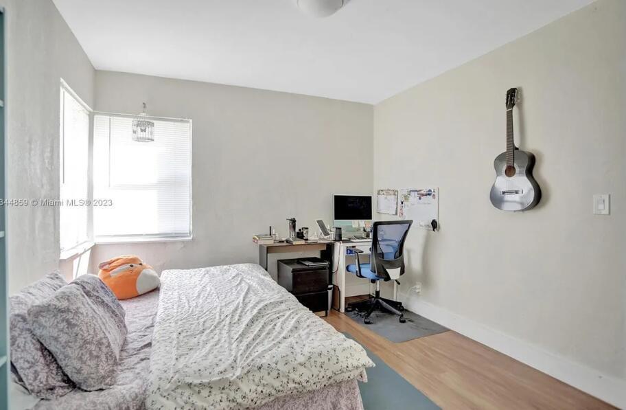 Building Photo - 2552 Wiley St