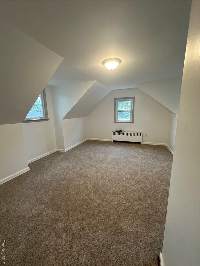 Building Photo - 528 N Broome Ave