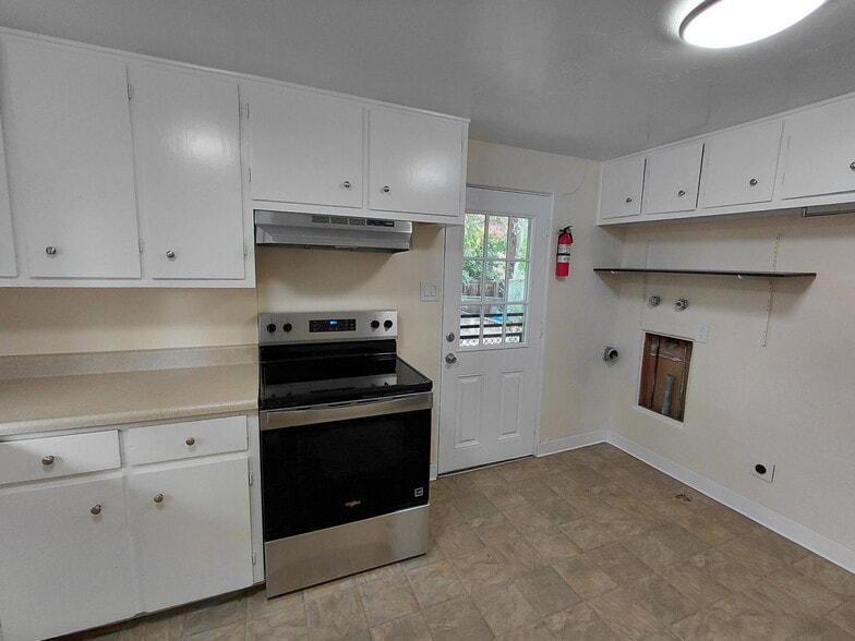 Primary Photo - 8779 W 63rd Pl