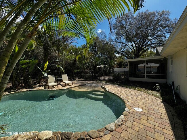 Building Photo - 1926 71st Ave